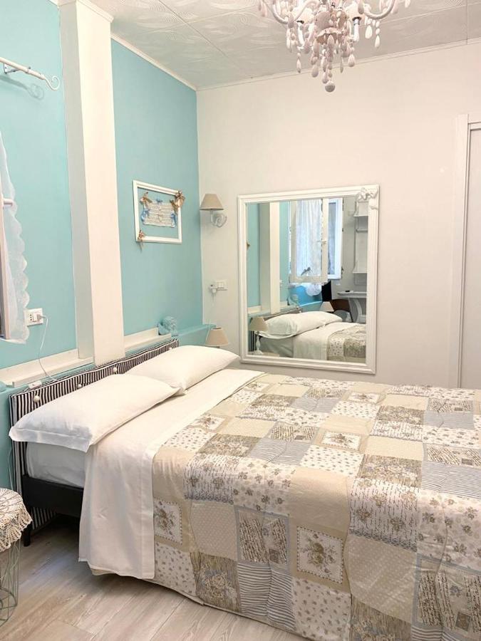 Le Stanze Del Centro Hotell Termoli Exteriör bild