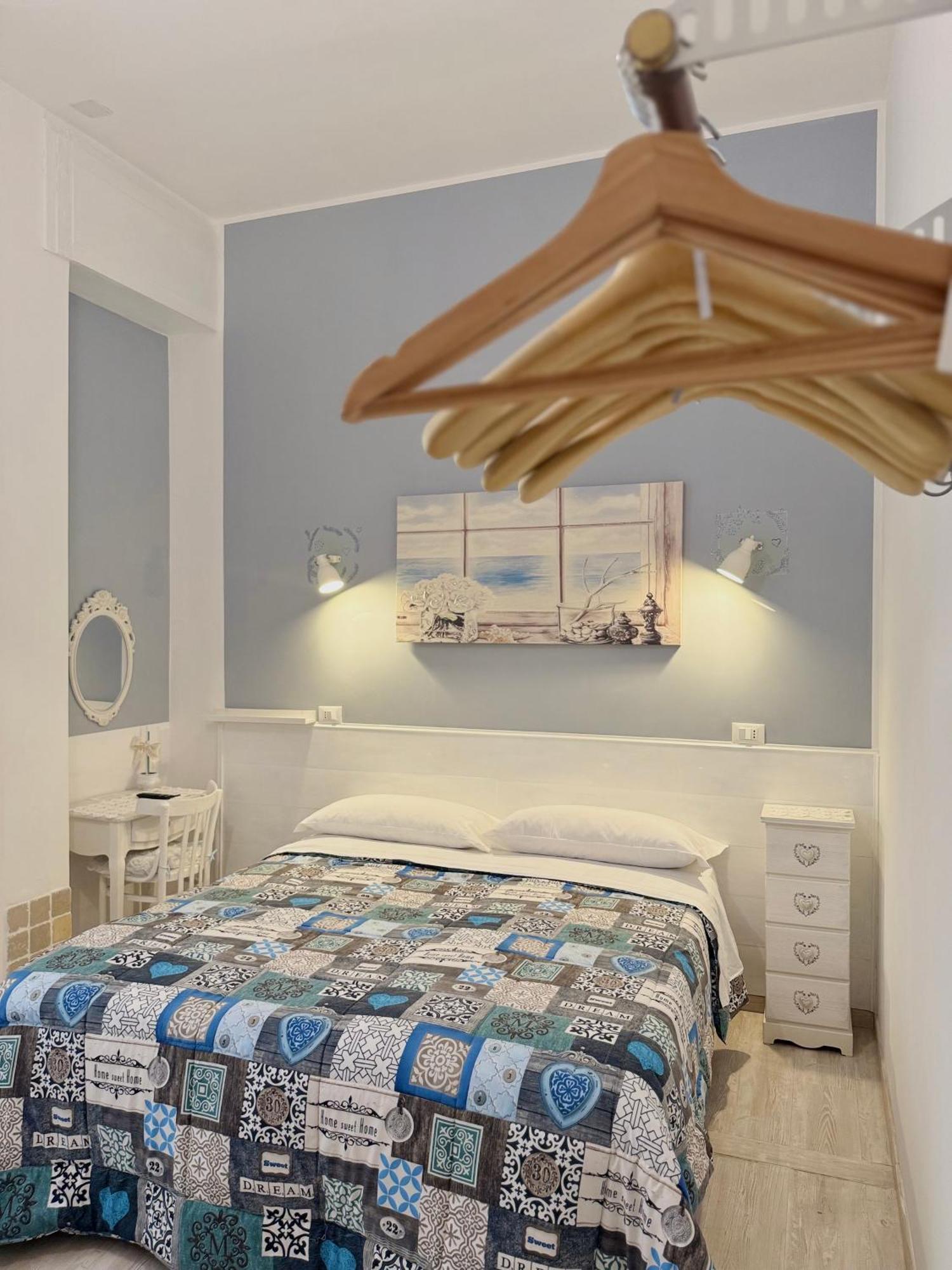 Le Stanze Del Centro Hotell Termoli Exteriör bild